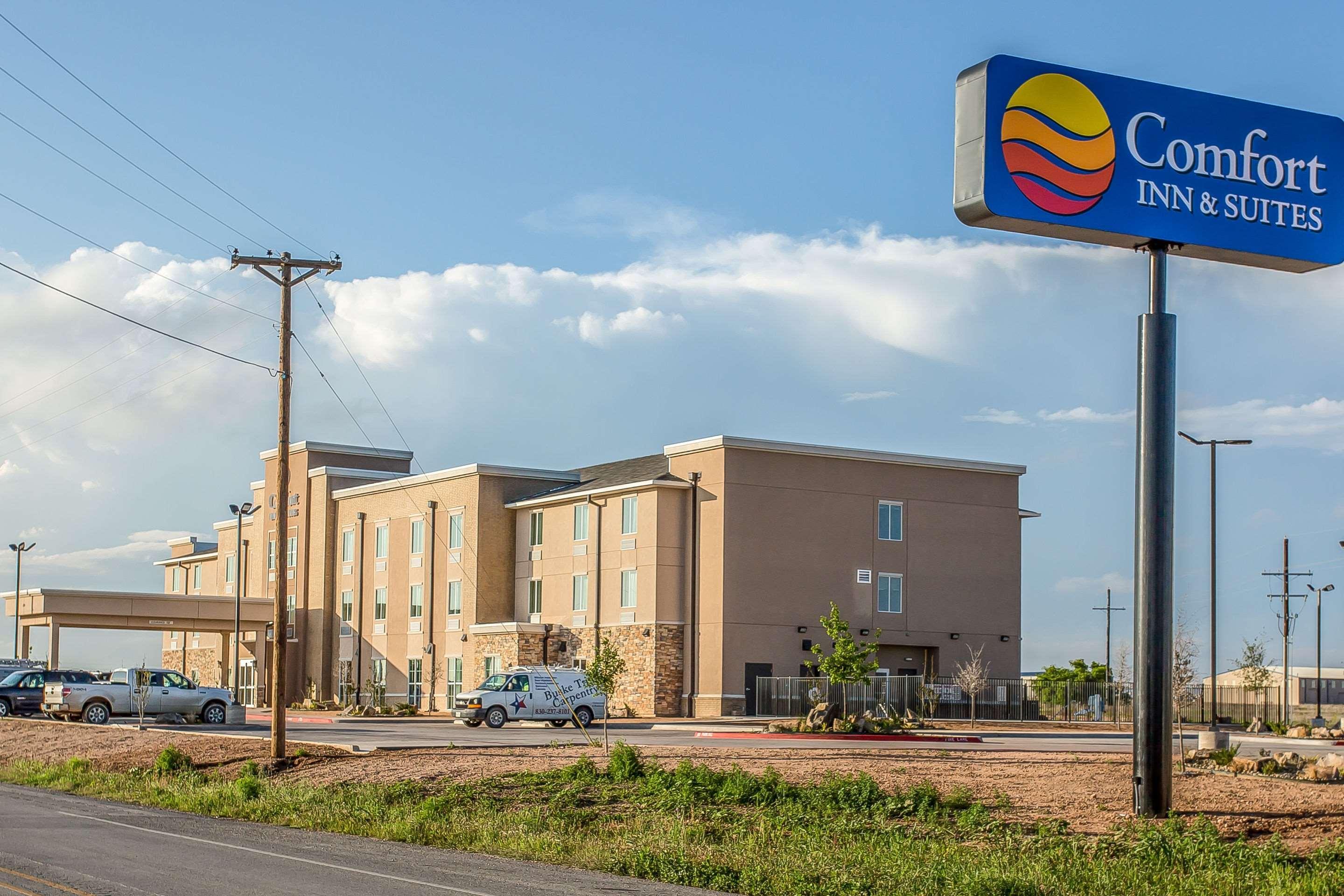 Comfort Inn & Suites Snyder Exterior photo