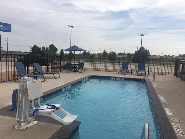 Comfort Inn & Suites Snyder Exterior photo
